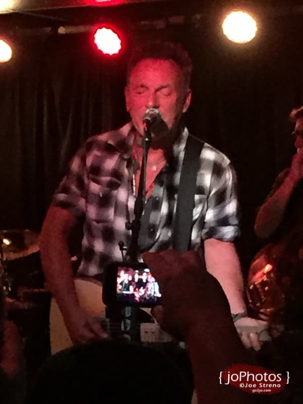 Joe Grushecky & Bruce Springsteen @ Wonder Bar - Asbury Park NJ - 7.18.2015 5